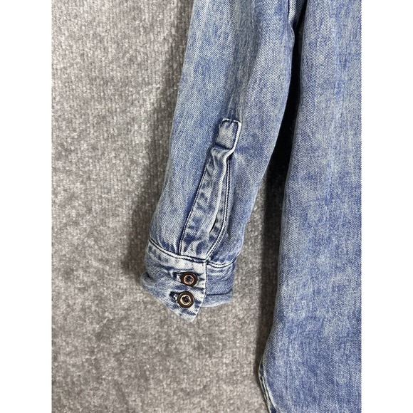 Forever 21 Acid Wash Chambray Blue Button Up Tunic Top Womens Size Small - Picture 5 of 7